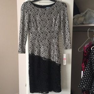SOLD‼️Antonio Melani Ivory & Black lace dress